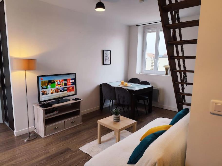 Duplex - Proche Gare & Centre Apartamento Compiègne Exterior foto